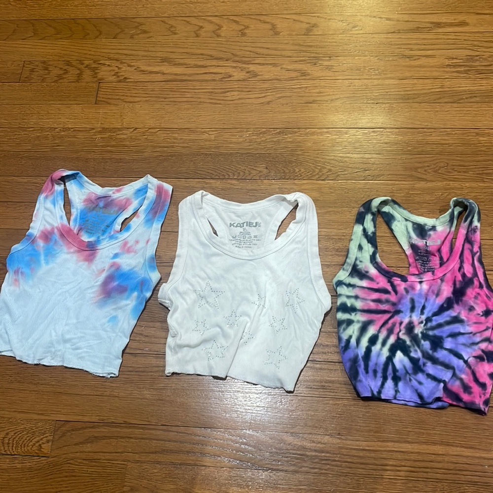 Katie J Nyc tank tops 3 pack